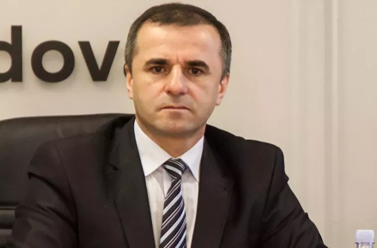 Tarlev promite: Vom produce mărfuri autohtone și le vom exporta atât la Est, cât și la Vest