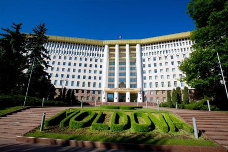 Opoziția contestă data alegerilor parlamentare stabilită de PAS: „Guvernarea vrea să-și prelungească mandatul”