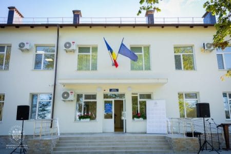 Au fost modernizate secțiile pediatrie și terapie din cadrul Spitalului raional Strășeni