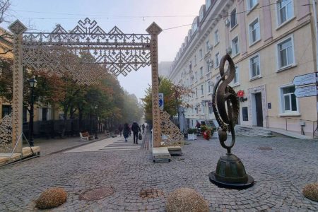 „Cheia sol”, o nouă atracție pe strada pietonală Eugen Doga