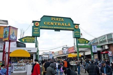 Ion Ceban: „Mafia anilor ’90 a revenit la Piața Centrală din Chișinău