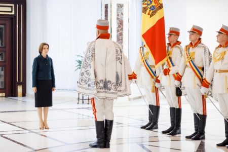 Maia Sandu întâmpină patru noi ambasadori în Republica Moldova