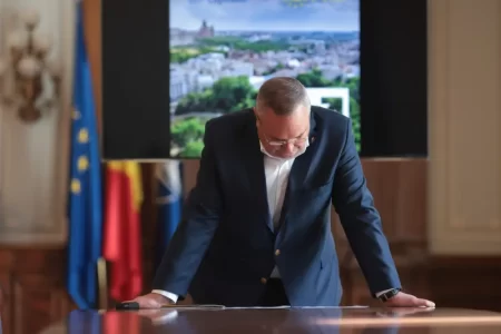 Nicolae Ciucă renunță la mandatul din Parlamentul României, dar rămâne un liberal dedicat