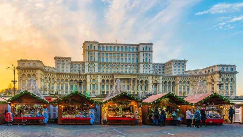 Bucureștiul introduce o taxă turistică de 10 lei pe noapte pentru toți vizitatorii